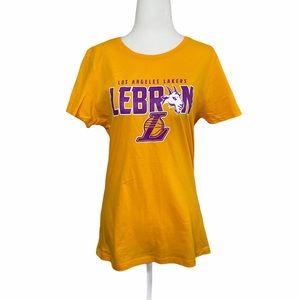 NBA Lakers Women’s Shirt LeBron James Size Large